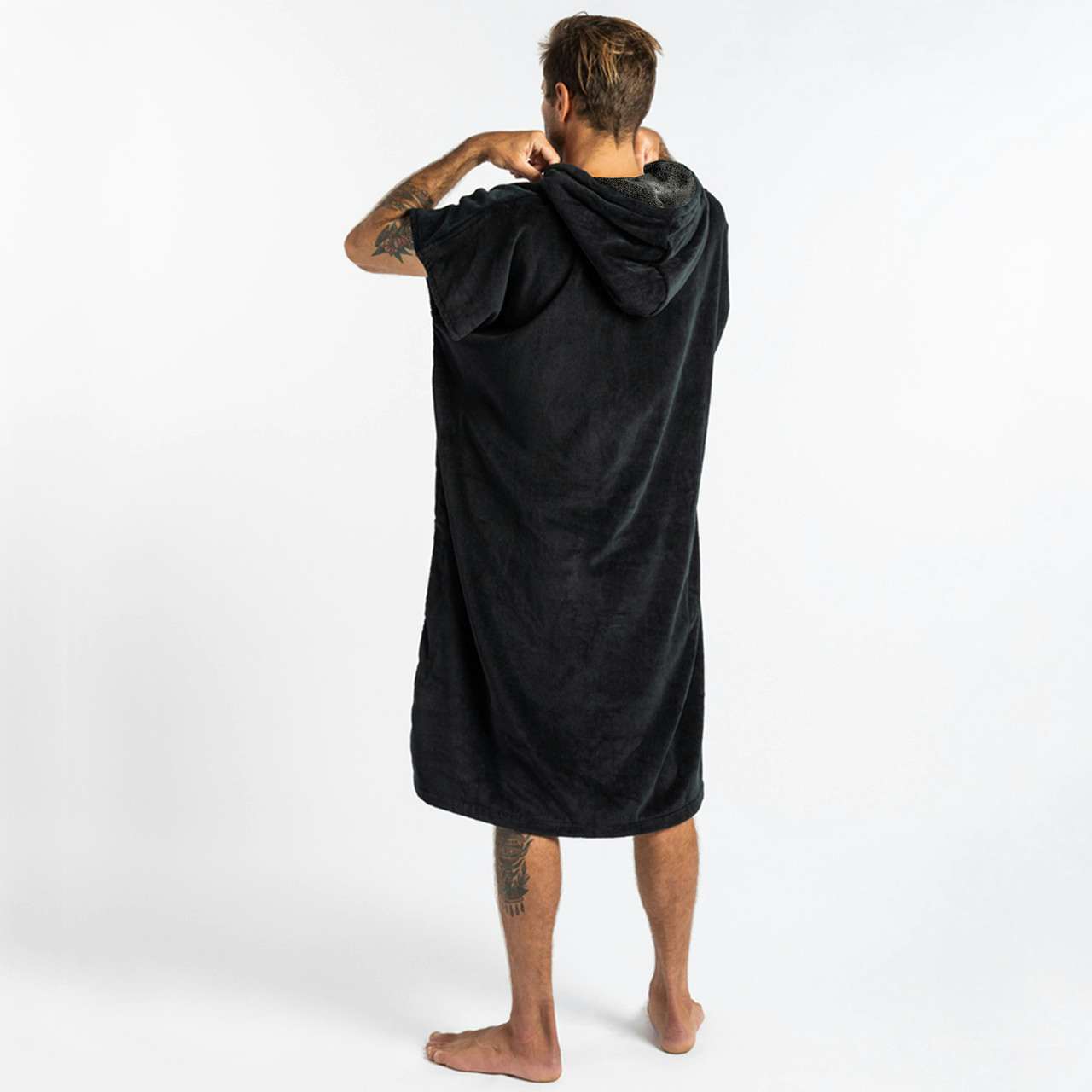 Changing Poncho The Digs/Black