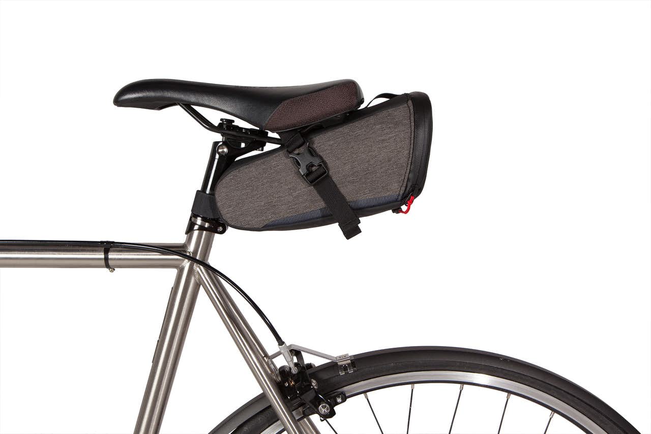 Commute Seat Pack Graphite Grey