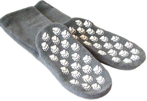 Non Skid Fleece Socks Soft Grey