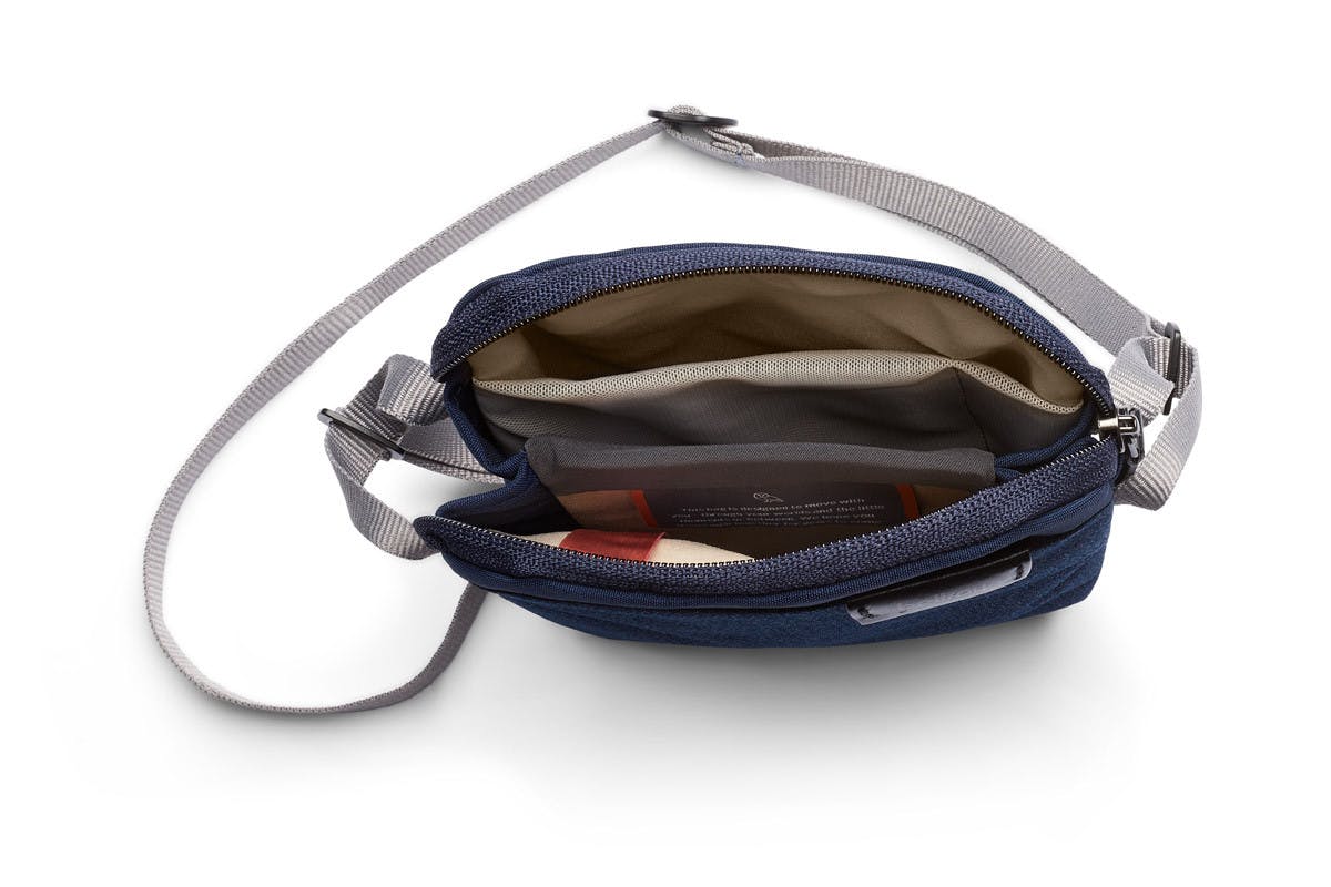 City Pouch Navy