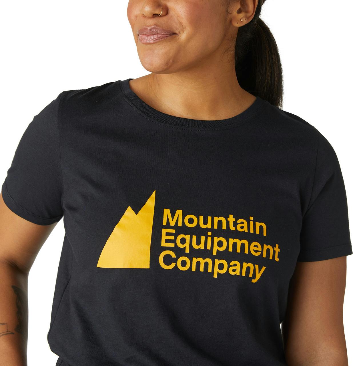 Logo Short Sleeve T-Shirt Black Mountain Logo