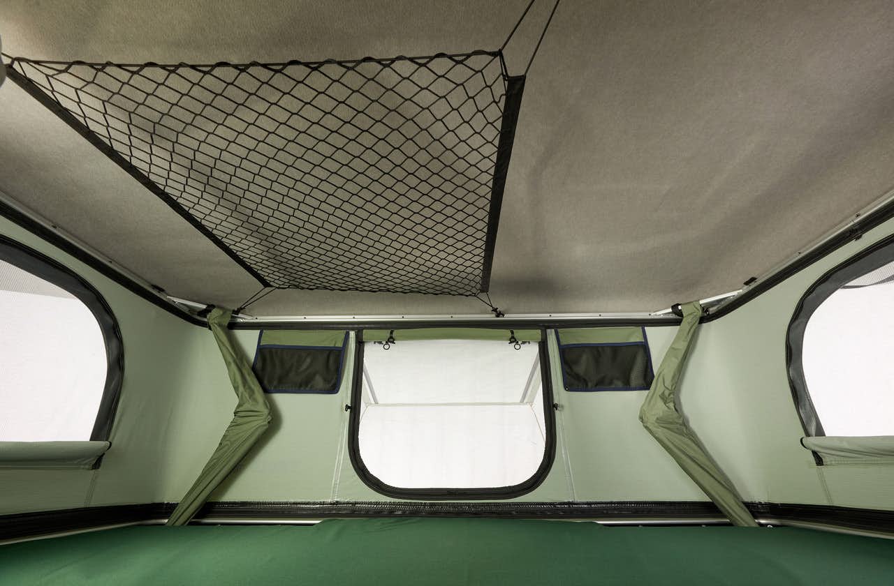 Basin 2-Person Rooftop Tent Black