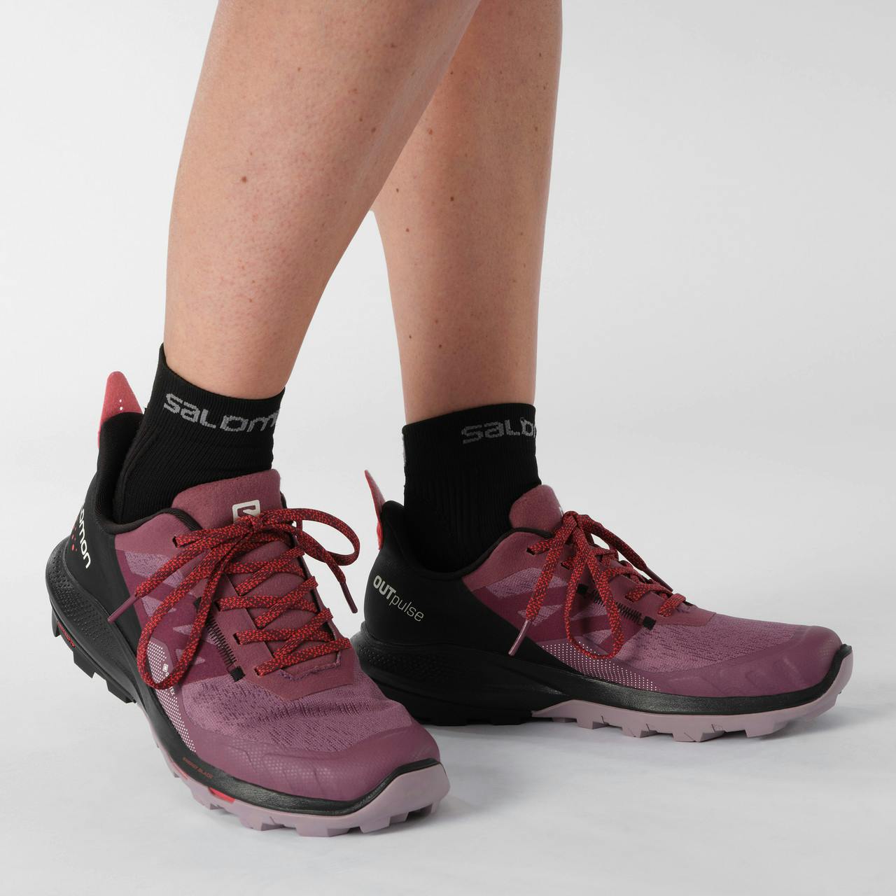 OUTpulse Gore-Tex Light Trail Shoes Tulipwood/Black/Poppy Red
