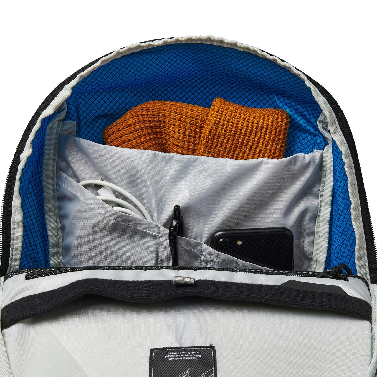 Pathos 28 Backpack Kingfisher-Black