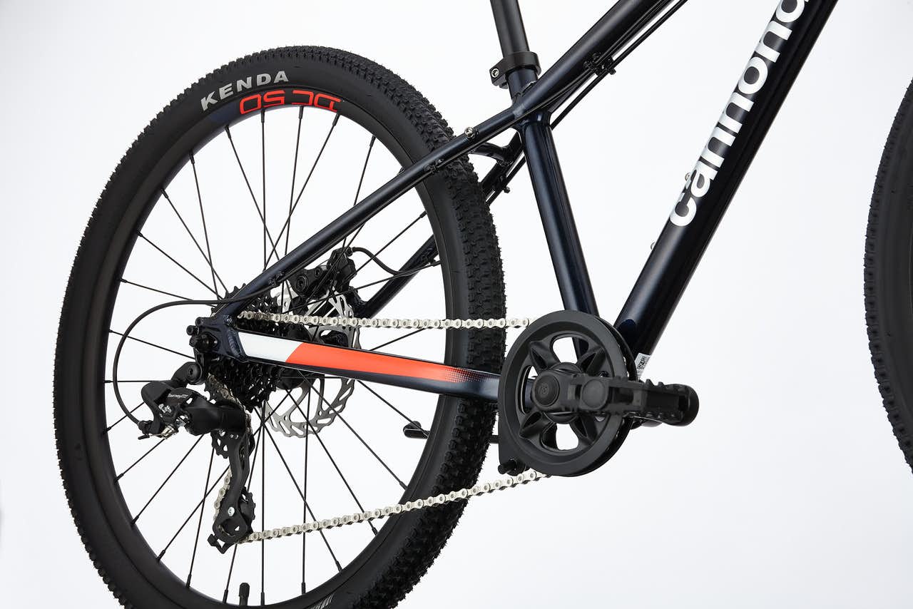 Trail 24" Bicycle Midnight