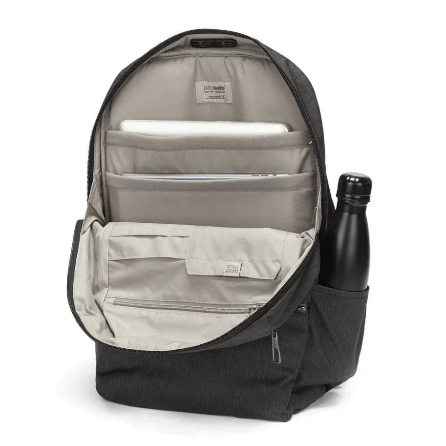 Metrosafe X 20L Backpack Carbon