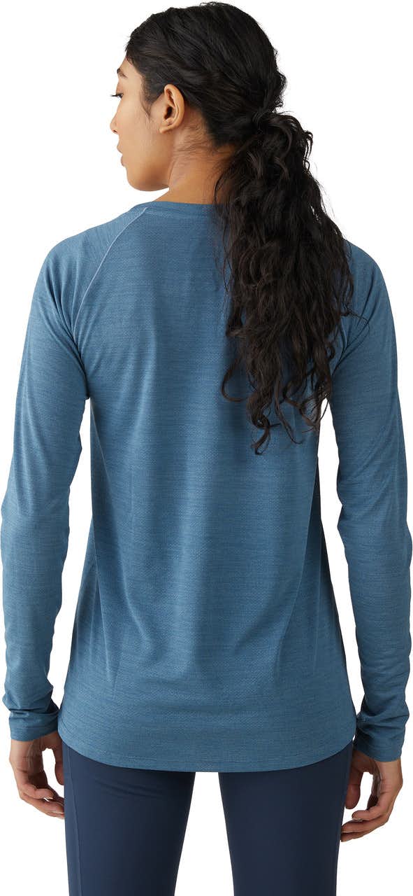 Core Train Long Sleeve T-Shirt Vintage Blue Heather