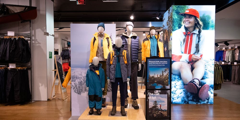 If you love trails, snow, water or fresh air, this is your store. Visit MEC Toronto for outdoor gear, know-how and inspiration.