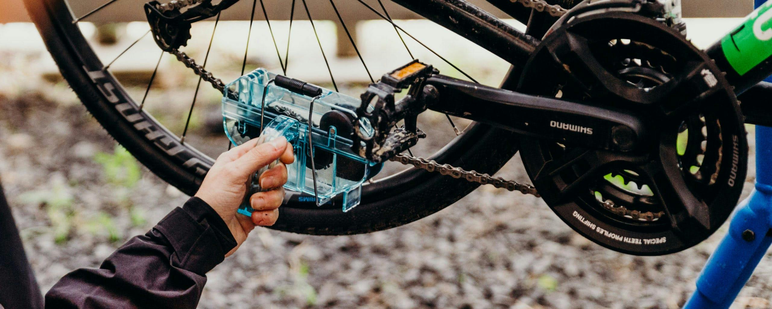 How to clean and lube a bike chain
